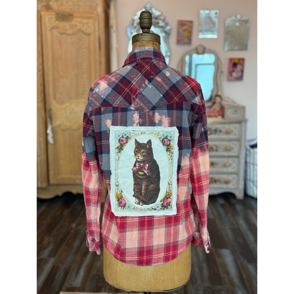 Upcycled/Reworked Flannel Shirt| Vintage Cat Patchwork| Cottage Core| XS - Picture 5 of 6
